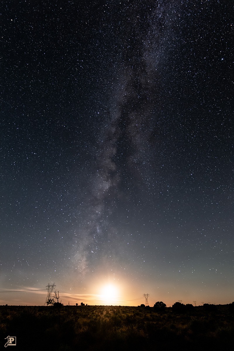 Milk Way and setting moon