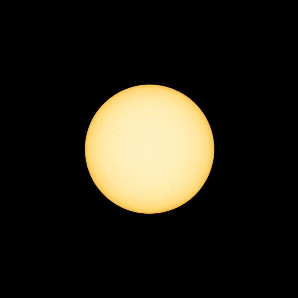 Animation of a partial eclipse